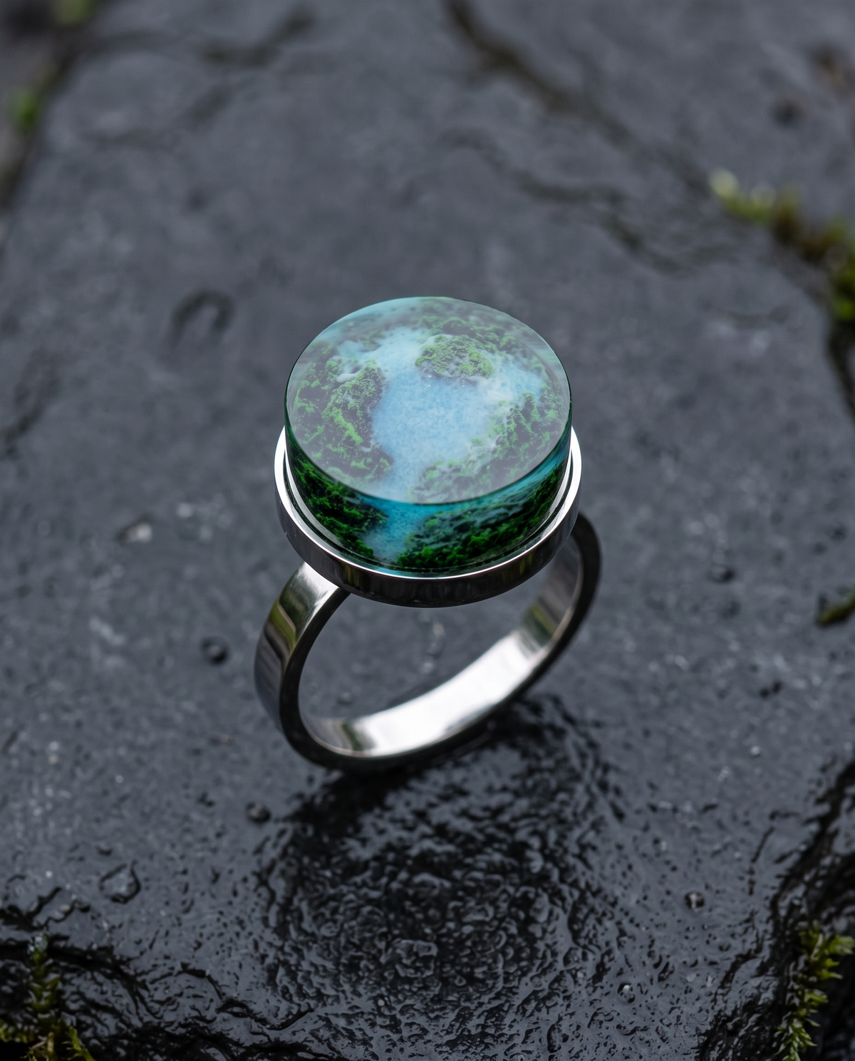 NATURE'S PHENOMENA - EMERALD LAGOON